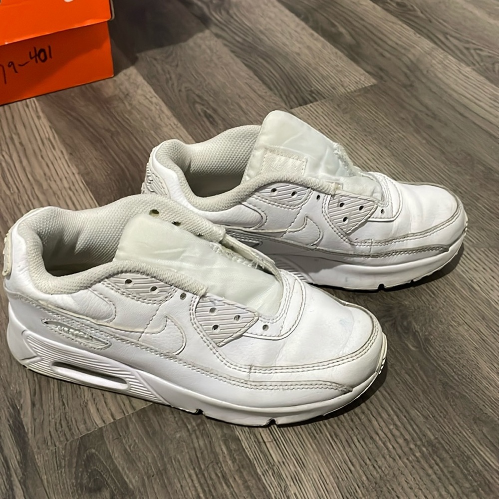 Nike 2Y shoes